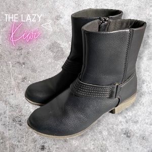 CLARKS Black Moto Style Boot Black 6